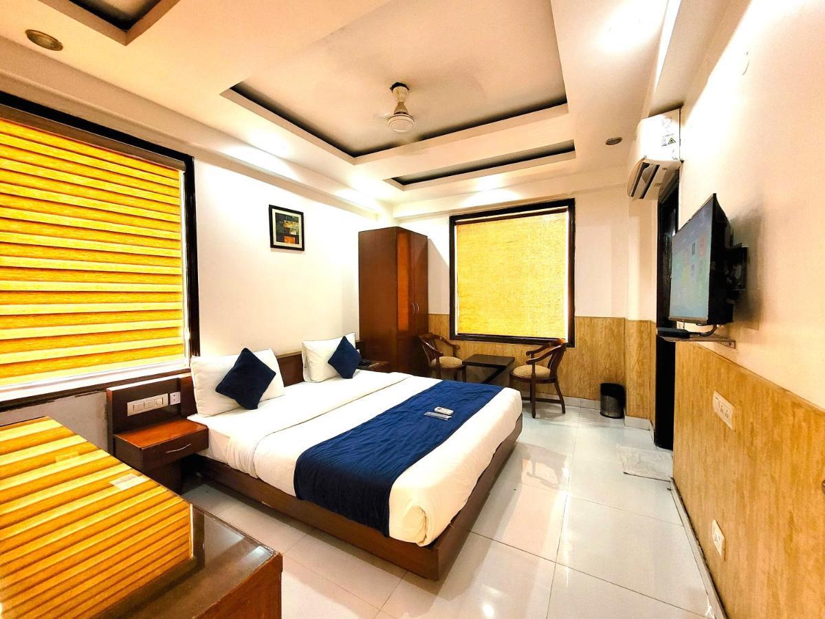 Hotel The Daanish Residency - Karol Bagh New Delhi Exteriör bild