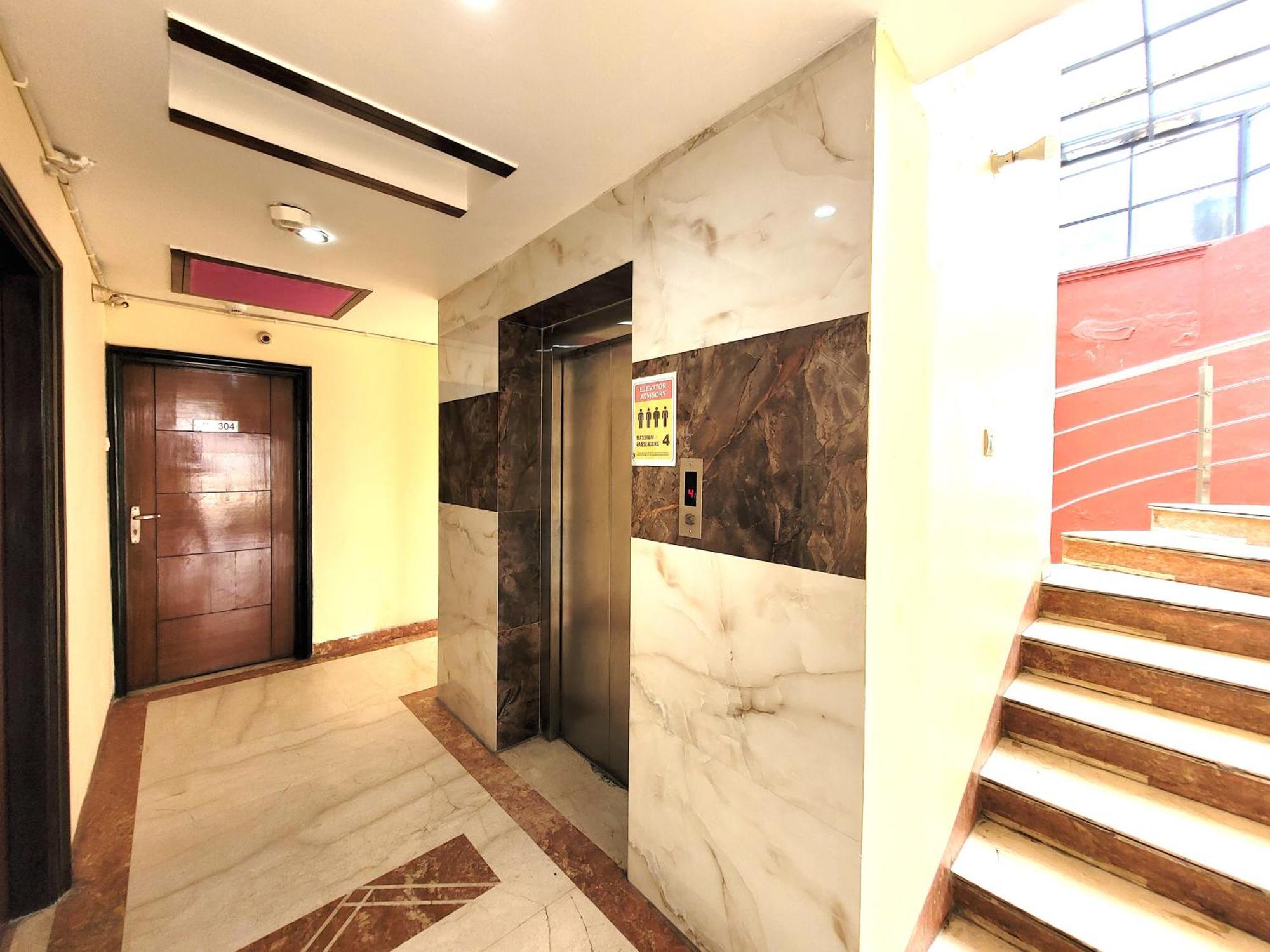 Hotel The Daanish Residency - Karol Bagh New Delhi Exteriör bild