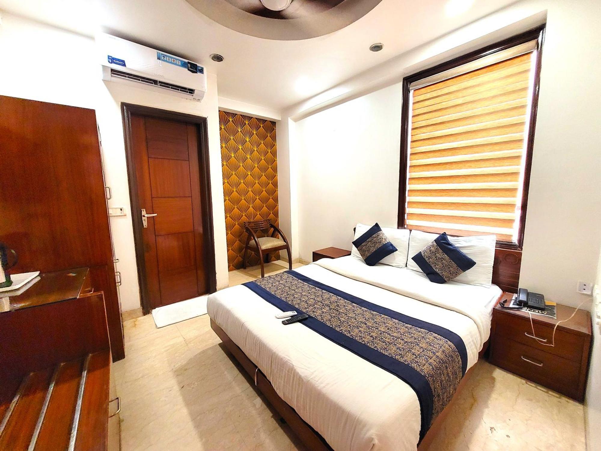 Hotel The Daanish Residency - Karol Bagh New Delhi Exteriör bild