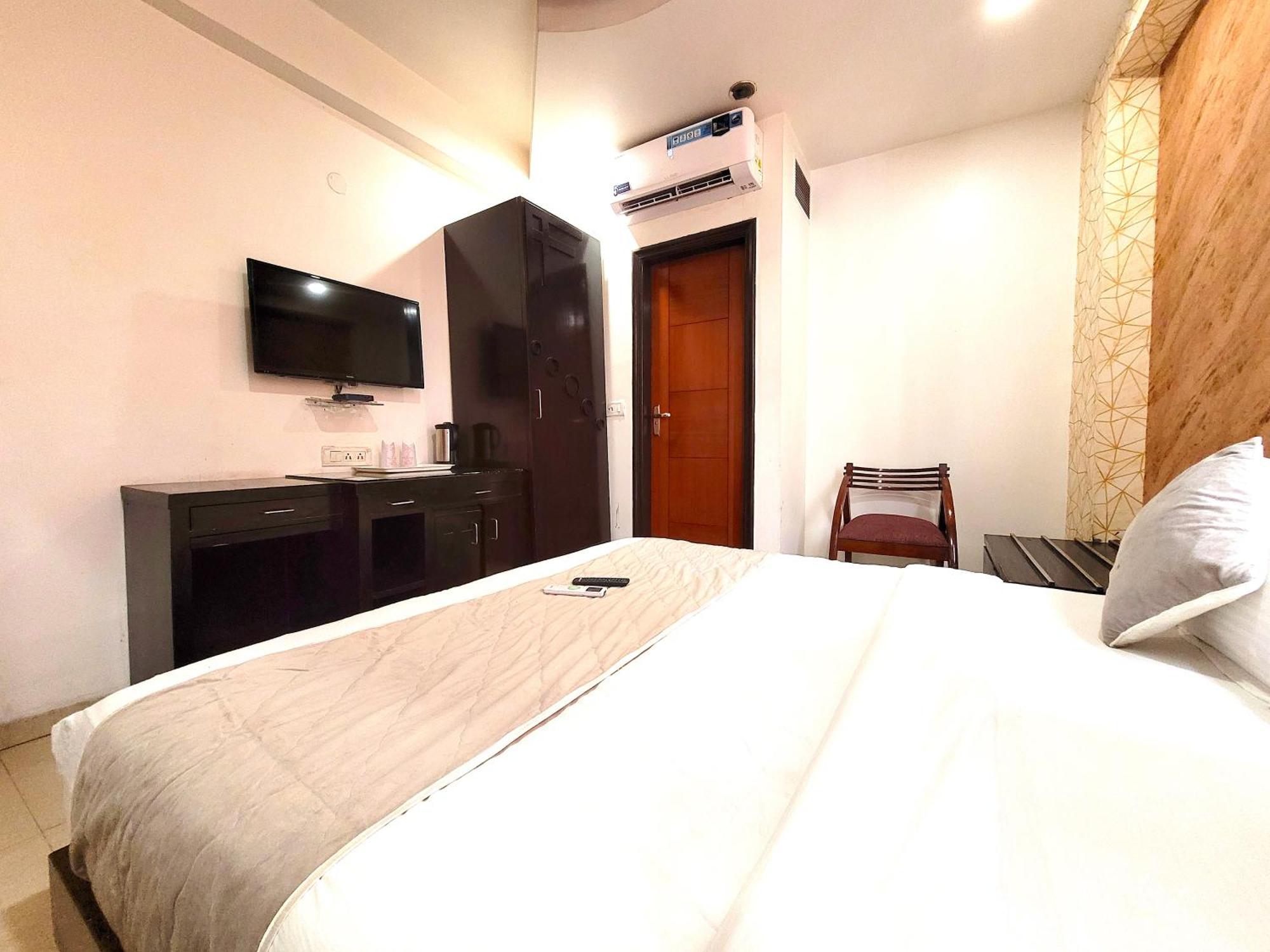 Hotel The Daanish Residency - Karol Bagh New Delhi Exteriör bild