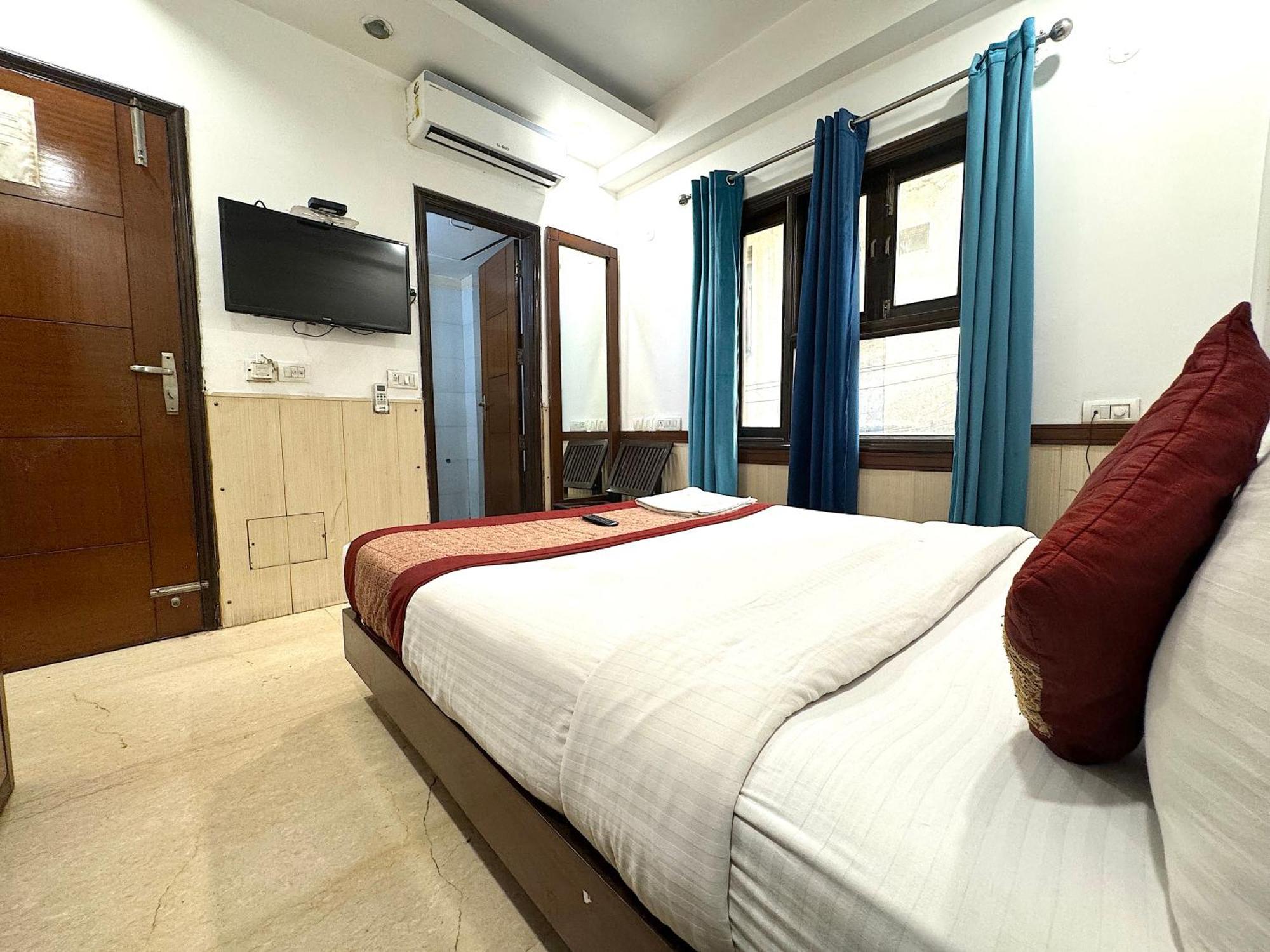 Hotel The Daanish Residency - Karol Bagh New Delhi Exteriör bild