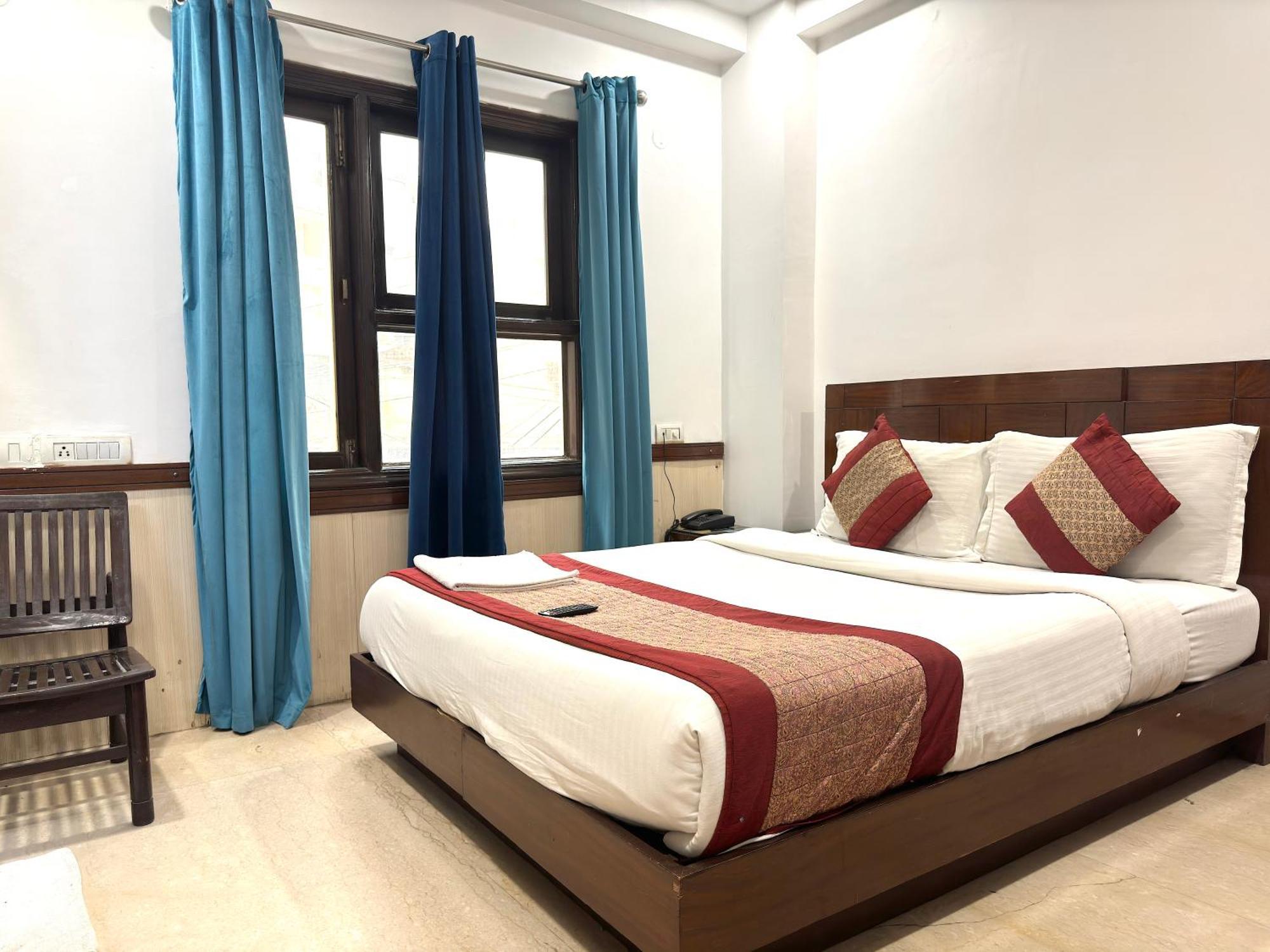 Hotel The Daanish Residency - Karol Bagh New Delhi Exteriör bild