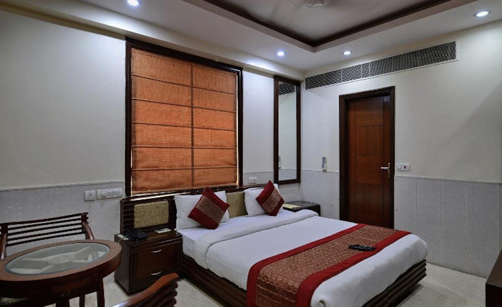 Hotel The Daanish Residency - Karol Bagh New Delhi Exteriör bild